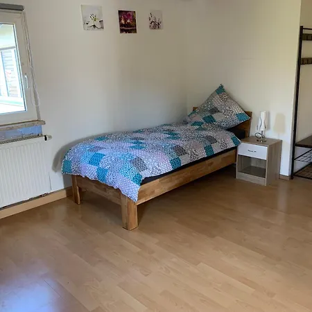 Montuerwohnung Апартаменты *